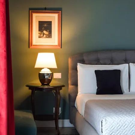 Bed & Breakfast Damur 4*